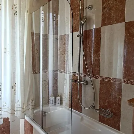 Dima House Apartment