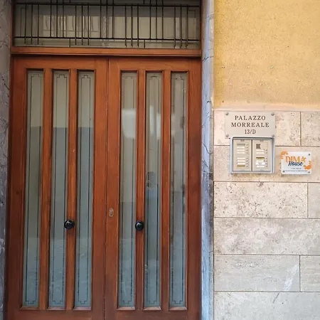 דירה Dima House *